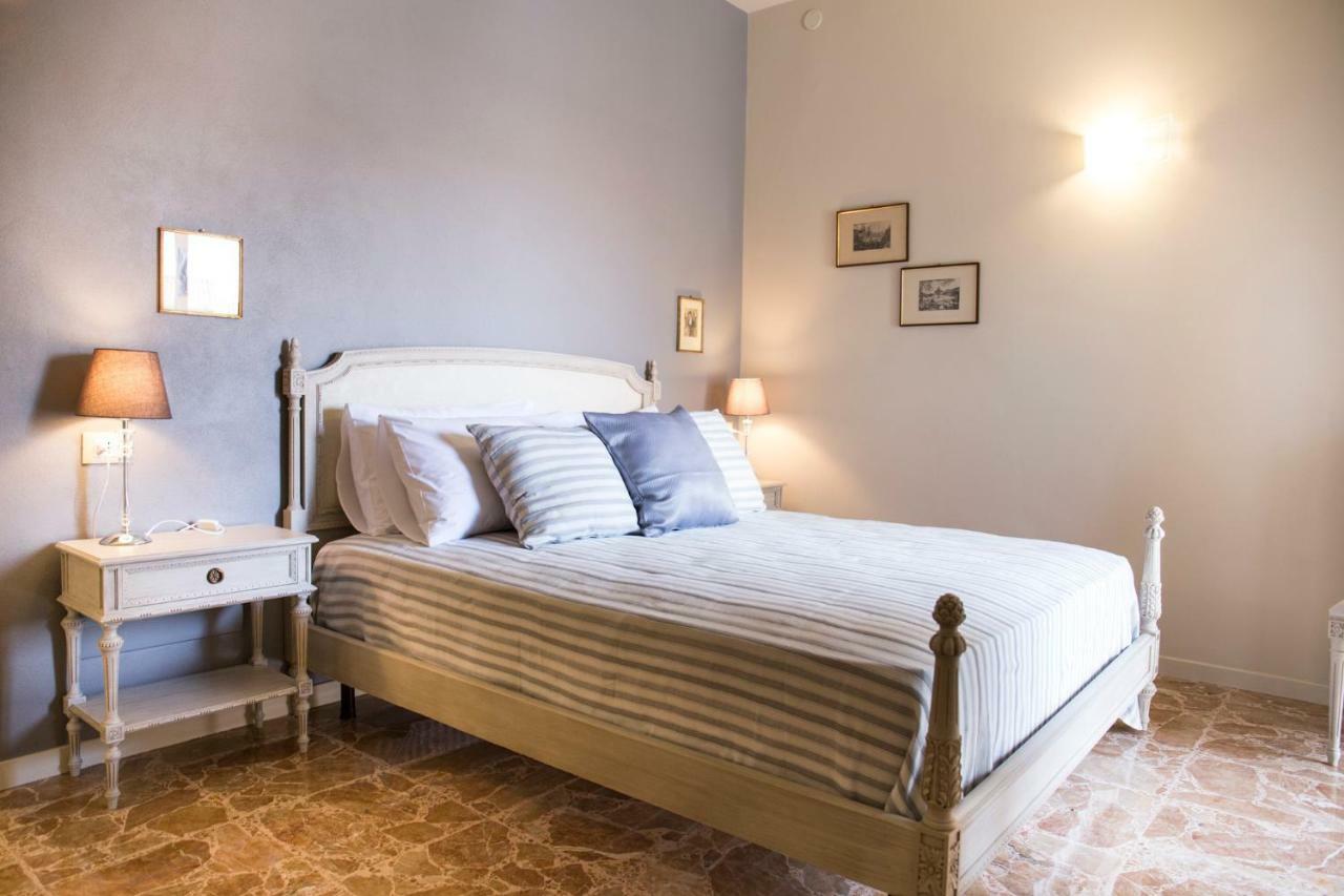 Отель Casa Dello Speziale Bedizzole Экстерьер фото