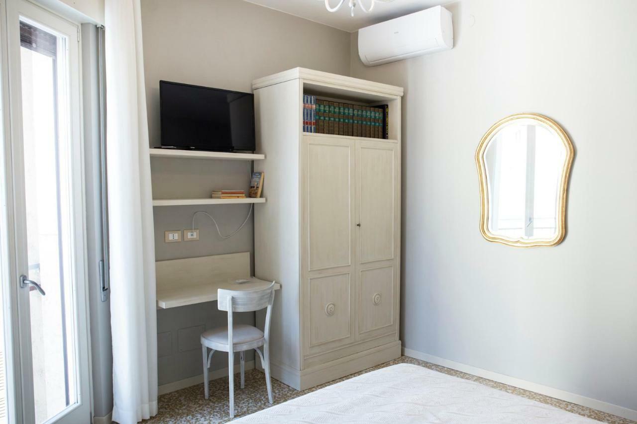 Отель Casa Dello Speziale Bedizzole Экстерьер фото